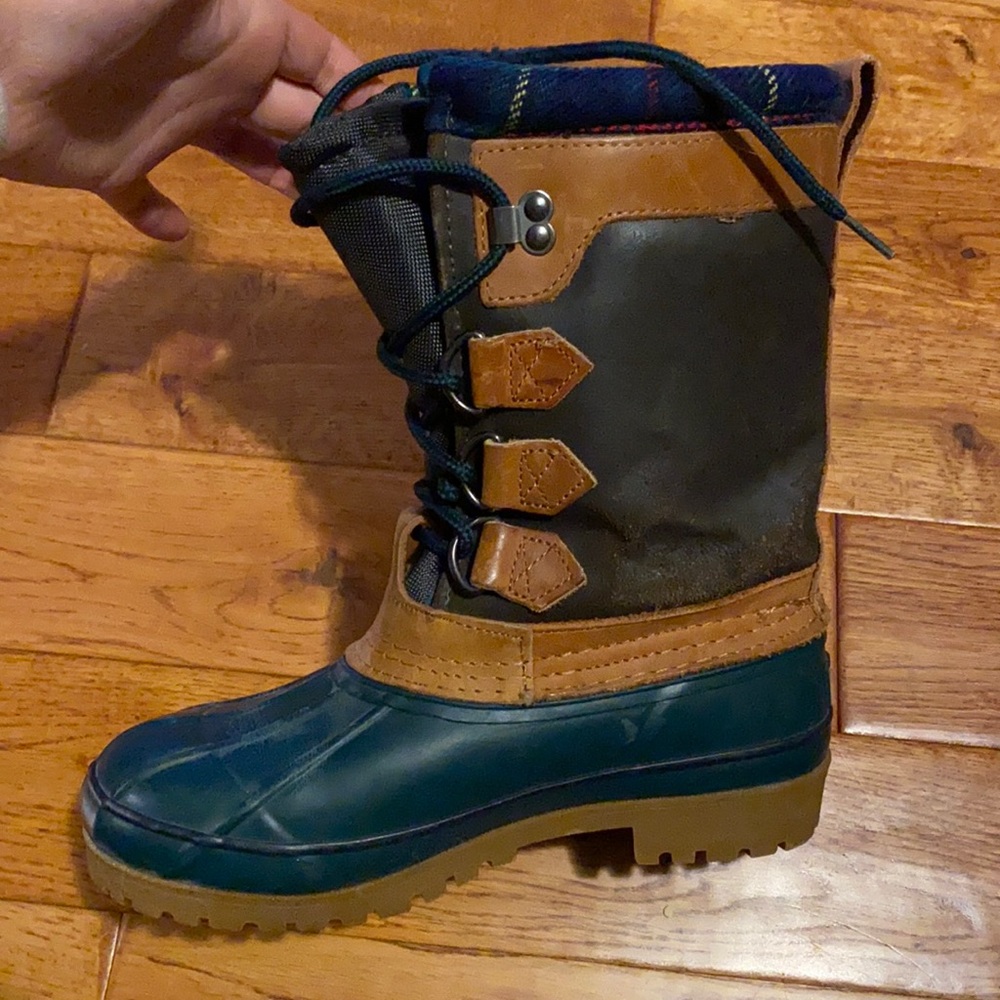 Eddie Bauer Green and leather boots
